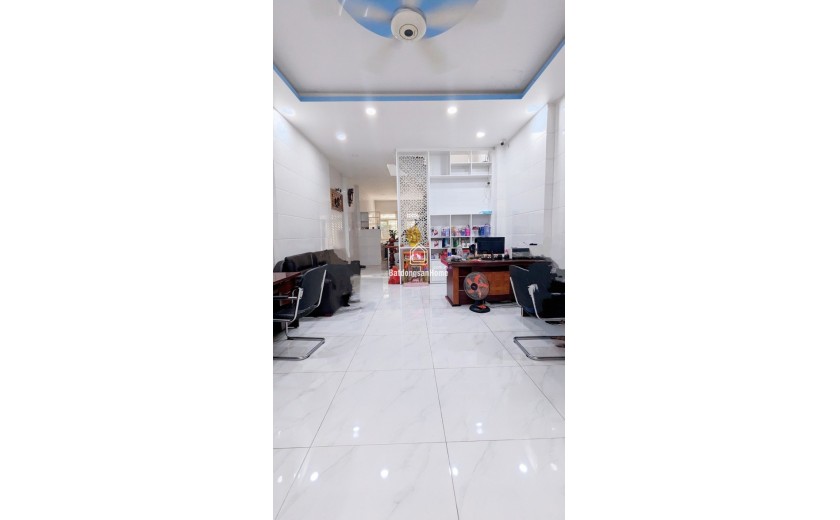 Bán nhà 4 tầng 96m², Tam Bình, Thủ Đức, 7.9 tỷ, sổ hồng