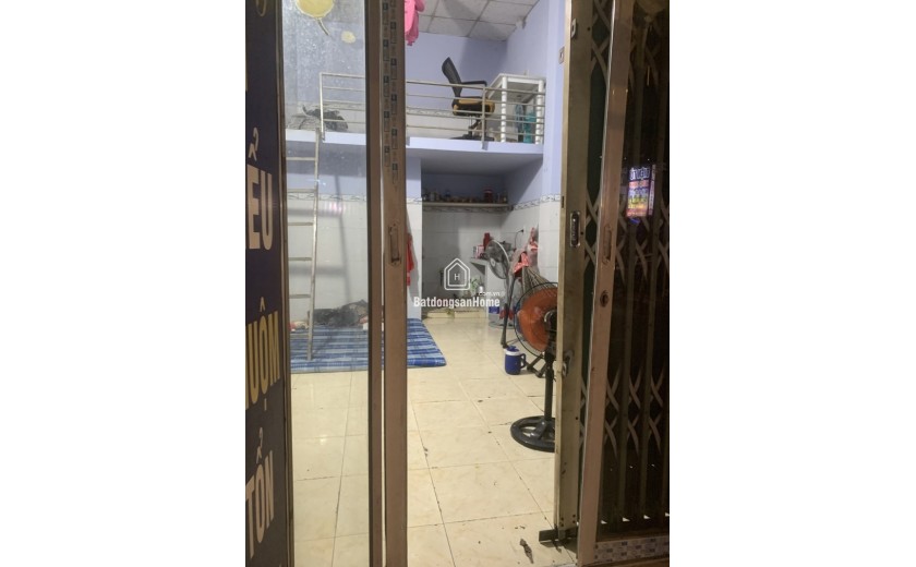 Bán nhà mặt phố Linh Xuân, Thủ Đức, DT 230m2, 2 tầng, 19 phòng, SH, giá 9.35  tỷ. LH: 0933125879