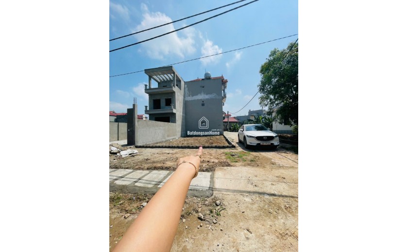 PHỤNG THƯỢNG, Ô TÔ TRÁNH, VỈA HÈ 2M, Ô GÓC VIEW VƯỜN HOA. GIÁ BÁN RẤT GẤP