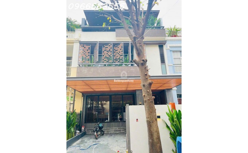 Bán biệt thư hưng thái, Phú Mỹ Hưng - nhà đẹp - giá rẻ - full nt - giá 36 tỷ