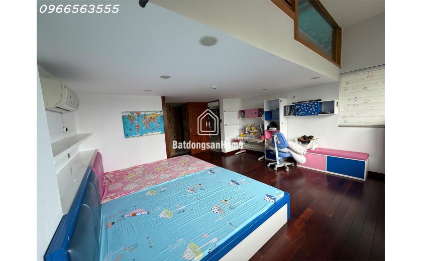 Bán Chung cư Scenic Valley , Phú Mỹ Hưng , 200m2 - full nội thất - giá 12 tỷ tl