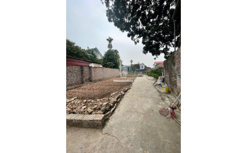 Nhỉnh 1 tỷ, sở hữu 40m Phúc Thọ, gần hồ điều hòa, dân cư đông đúc. Sẵn sổ giao dịch