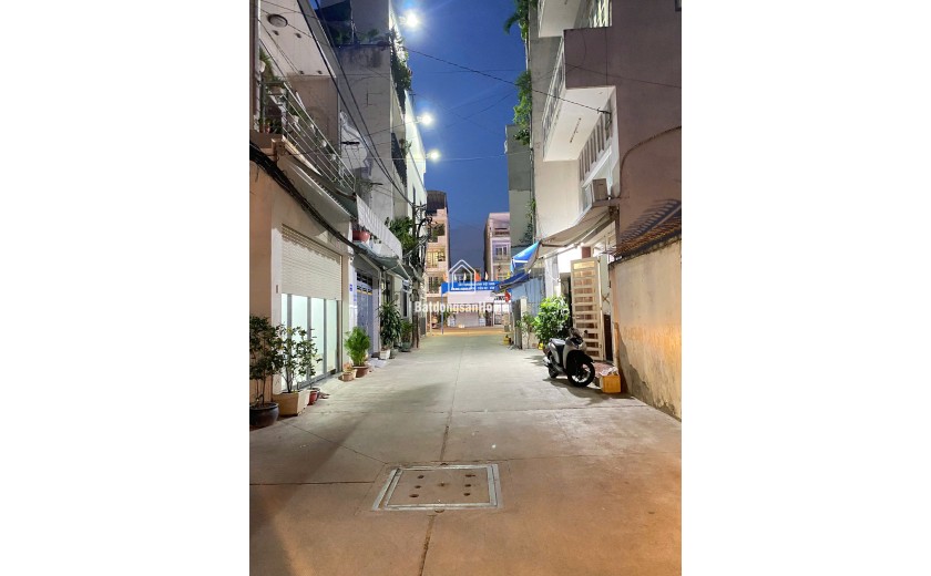 Bán Nhà Gò Dầu Tân Quý - 57m² - Hẻm 8m Thông Thoáng - Giá Chỉ 6.4 Tỷ