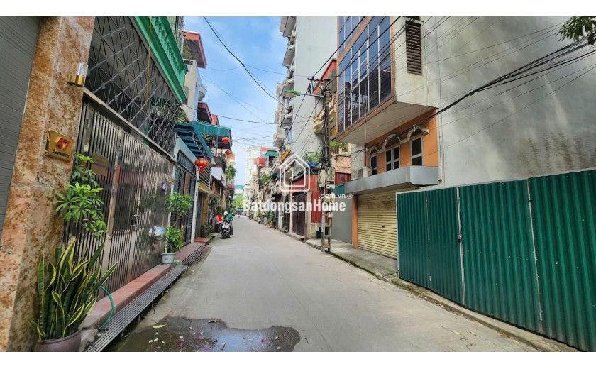 Lĩnh Nam - Hoàng Mai 41m x mt 4m .   phân lô , ô tô tránh