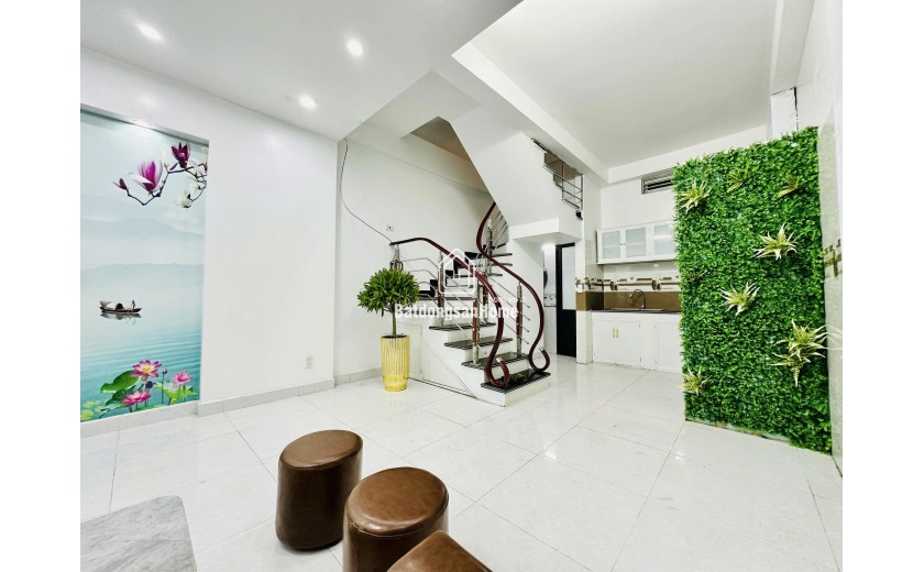NHÀ DÂN XÂY DỘC LẬP LÂM TƯỜNG 5 TẦNG GIÁ RẺ