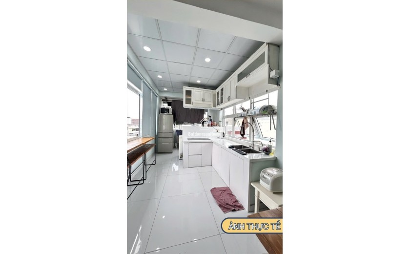 NHÀ RẤT ĐẸP ÂU CƠ, HẺM RỘNG SÁT HXH, 4 TẦNG ĐÚC, 3 PN, SHR HOÀN CÔNG CHUẨN!