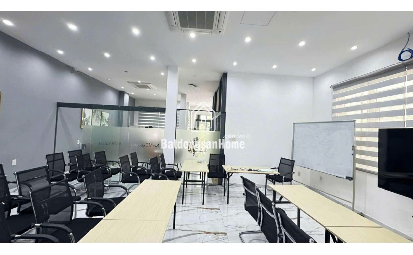 BÁN BIỆT THỰ 10x20 HIM LAM KÊNH TẺ – TRUNG TÂM QUẬN 7 – Ở SANG, LÀM VĂN PHÒNG ĐỈNH – GIÁ TỐT KHU VỰC.