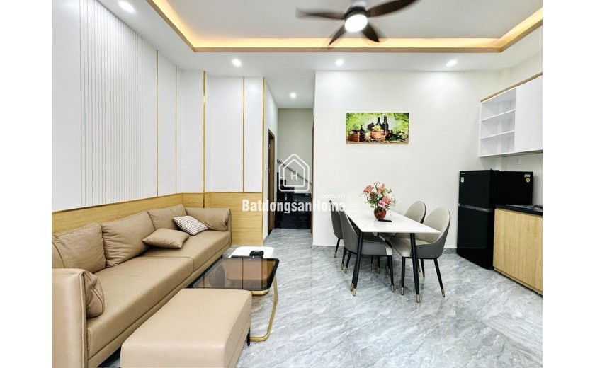 NHÀ 2 TẦNG, HẺM ĐẸP CMT8, 35M2 3PN FULL NỘI THẤT, GẦN HỒ BƠI CỘNG HOÀ!