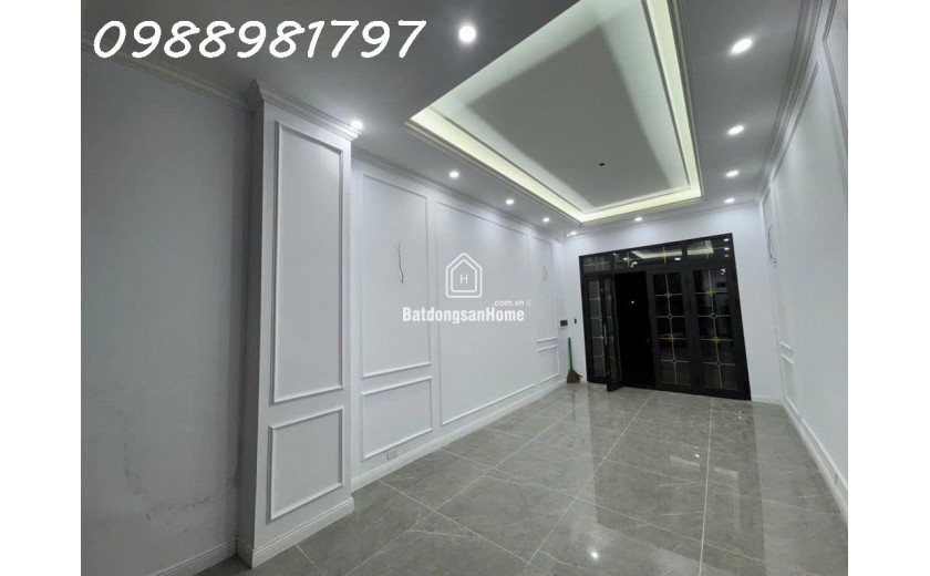 Cần bán nhà phân lô view hồ khu đô thị Vĩnh Hưng nhà mới 45m2x5 tầng