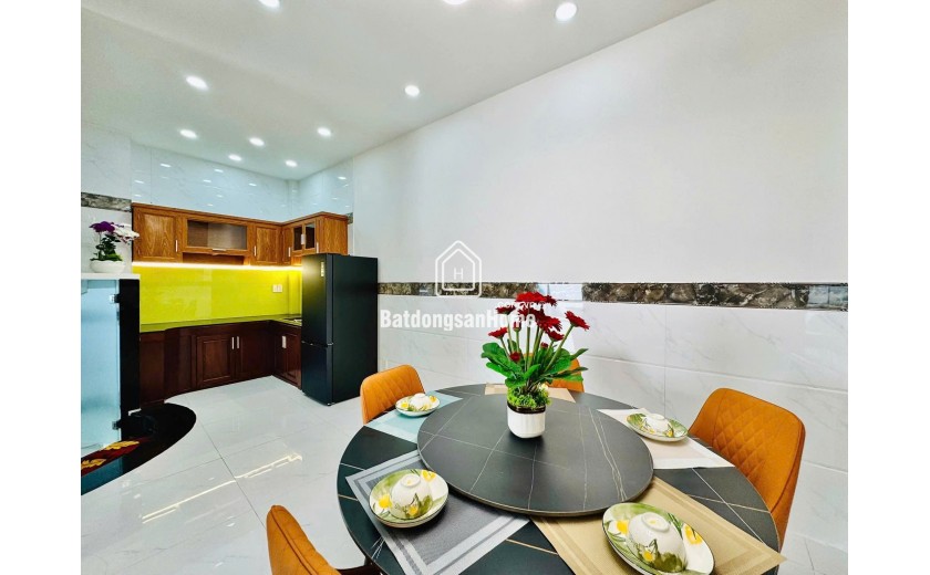 HẺM XE HƠI, NH 6,5X10M X 2 TÂNG, NGUYỄN VĂN KHỐI P.9 CHỈ 5 TY XX