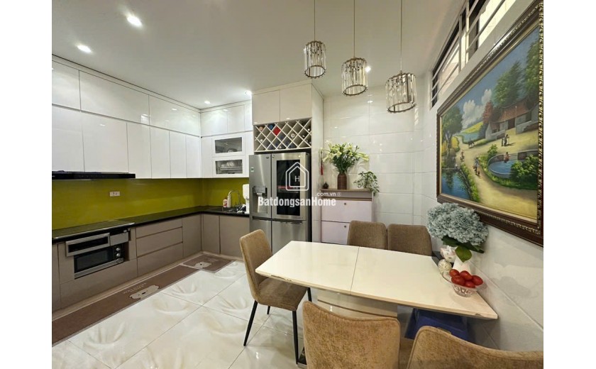Nhà Lô Góc – Ô Tô Đỗ Cửa – Ngọc Thụy, Long Biên – 50m² – Giá chỉ hơn 13 TỶ