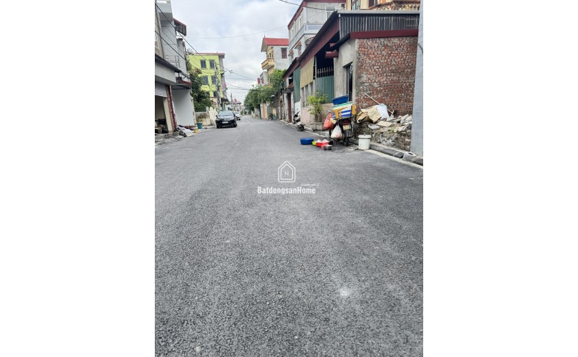 Lộc Hà – Đông Anh  42m² đất vuông vắn – Ô tô ngủ trong nhà . Gía nhỉnh 4 tỷ