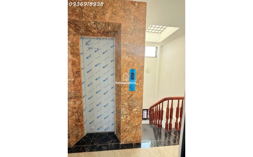 10.8 TỶ - SIÊU PHẨM PHÂN LÔ - Ô TÔ TRÁNH - KINH DOANH ĐỈNH - MINH KHAI, HAI BÀ TRƯNG,HN