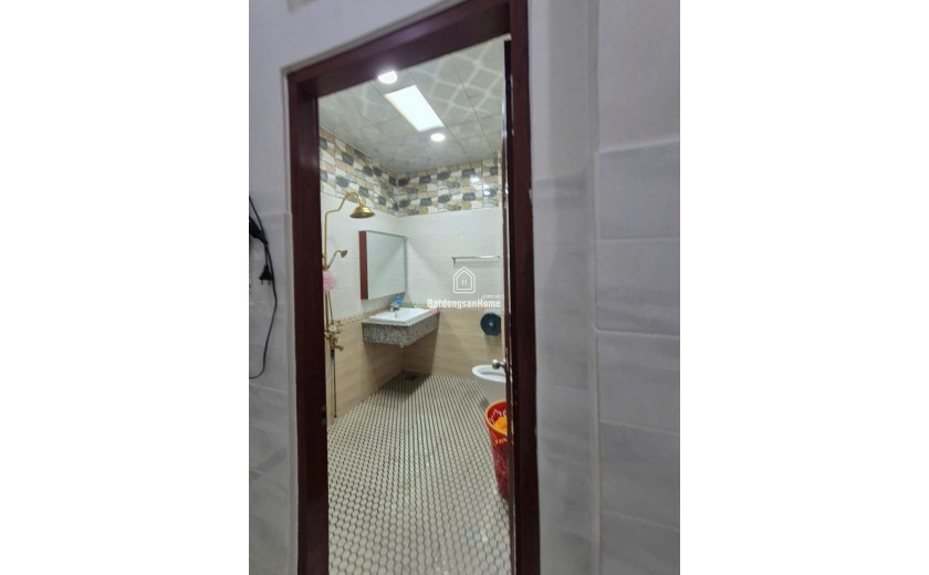 NHÀ HẺM XE HƠI LIÊN KHU 4-5 BÌNH TÂN -108M2 (22M X 5M), SỔ HỒNG RIÊNG, 3 TẦNG, 4 PHÒNG NGỦ, NHỈNH 6 TỶ