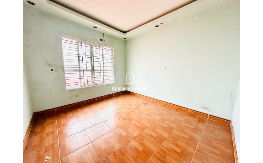 NHÀ GỐC DÂN ĐÌNH ĐÔNG 3.5 TẦNG GIÁ CHỈ 2 TỶ