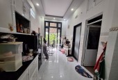 Bán nhà  Phước Long B, DT 80m2, 4 tầng, 9PN, 9WC, Q.9, 7.25  tỷ, sổ hồng
