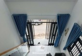 Bán nhà Thủ Đức, Linh Xuân, hẻm Số 8, 52m2, 2 tầng, 3PN, SH, 4.25  tỷ. LH: 0933125879