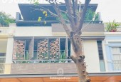 Bán biệt thư hưng thái, Phú Mỹ Hưng - nhà đẹp - giá rẻ - full nt - giá 36 tỷ