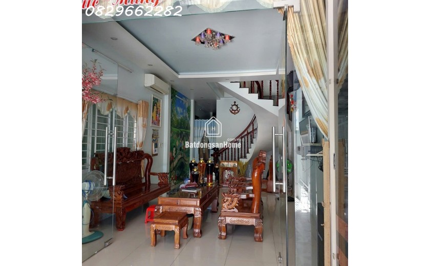 Bán Nhà Mặt Phố Dinh Hữu Thuật, Sa Đéc. DT 170m2, 4PN, SH, Giá 3 Tỷ. LH 0829662282