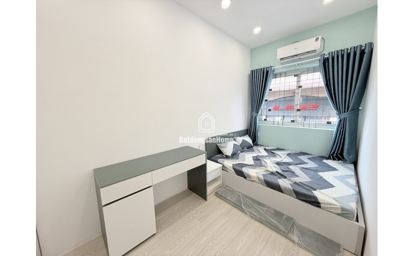Bán chung cư Lý Thường Kiệt, Q.11 gần Thiên Phước 40m2 chỉ 2ty5 , tặng nội thất