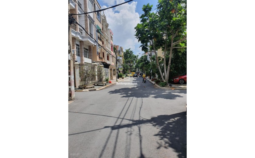 **Duy Nhất  lô đất góc 2 Mặt Tiền HXH Vị trí VÀNG đường Cộng Hòa TB CN.71m2-12 Tỷ Xíu