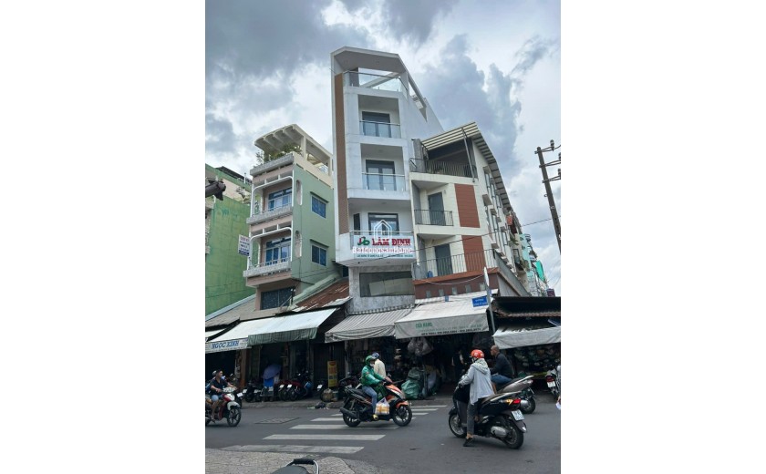 Bán Nhà Mặt Tiền Đường Dương Tử Giang, Phường 12, Quận 5. DT: (3.5x16.6), Giá Chỉ 24 Tỷ. Vị Trí Đẹp, Kinh Doanh Sầm Uất!