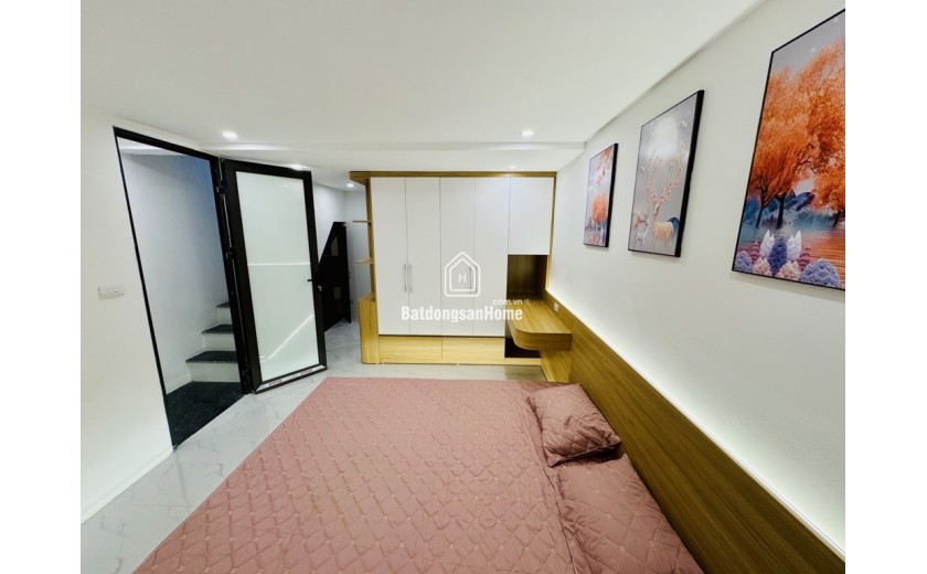 Nhà mới nguyên căn phố Kim Ngưu, 30m2 5 tầng, ngõ 3 gác, cách ô tô 20m Giá 6.35 tỷ.