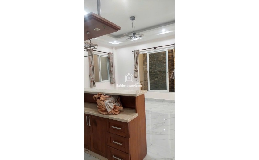 Bán nhà ngõ Lê Đức Thọ, Gò Vấp: 108m2, 5 tầng, 6PN, SH, giá 13.8 tỷ./ 8 x14