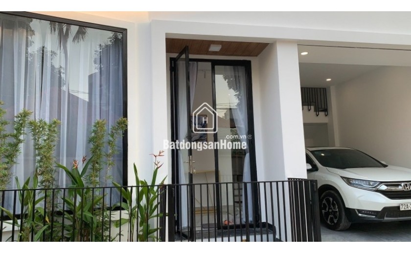 Bán nhà Tô Ngọc Vân, Linh Tây, Thủ Đức, 68m2, 4 tầng, 5PN, SH, 8,05 tỷ. LH: 0933125879