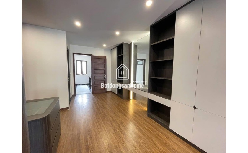 Bán nhà mới tại Ngọc Thụy – Bồ Đề, 63,5/68m², 6 tầng thang máy