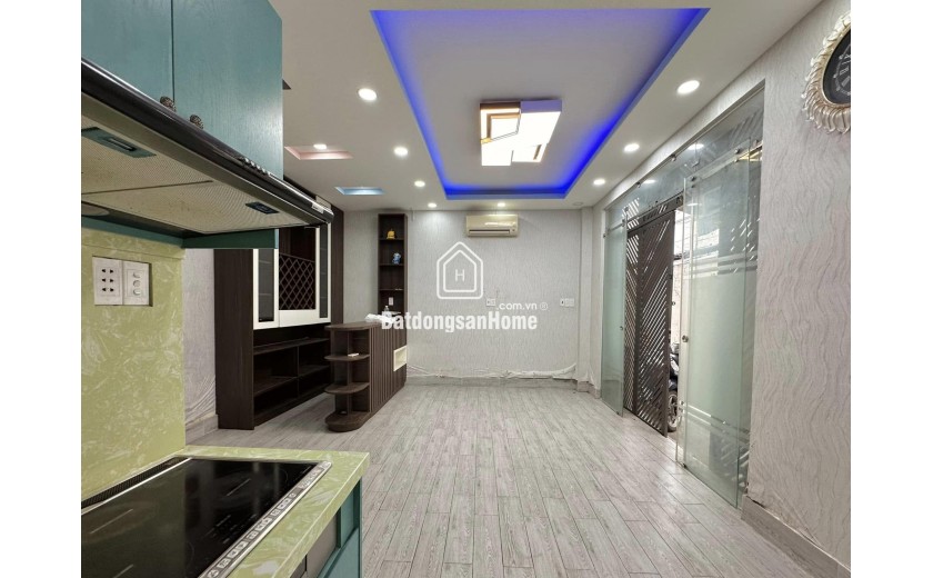 NHÀ MẶT PHỐ NGÔ GIA TỰ – 5 TẦNG KINH DOANH SẦM UẤT