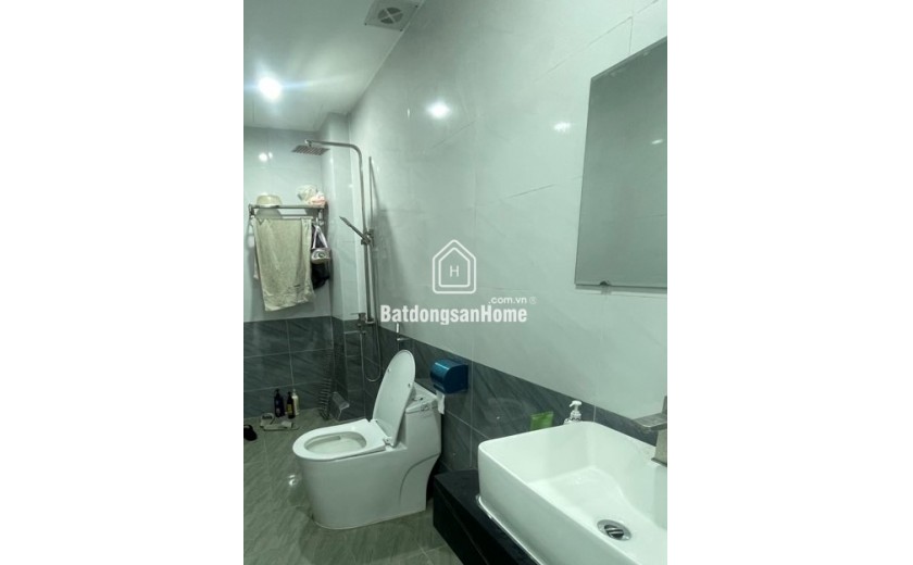 DUY NHẤT – NHÀ MỚI PHỐ LÒ ĐÚC – 30M² – 5 TẦNG – Ô TÔ CÁCH 10M – GIÁ 5.85 TỶ