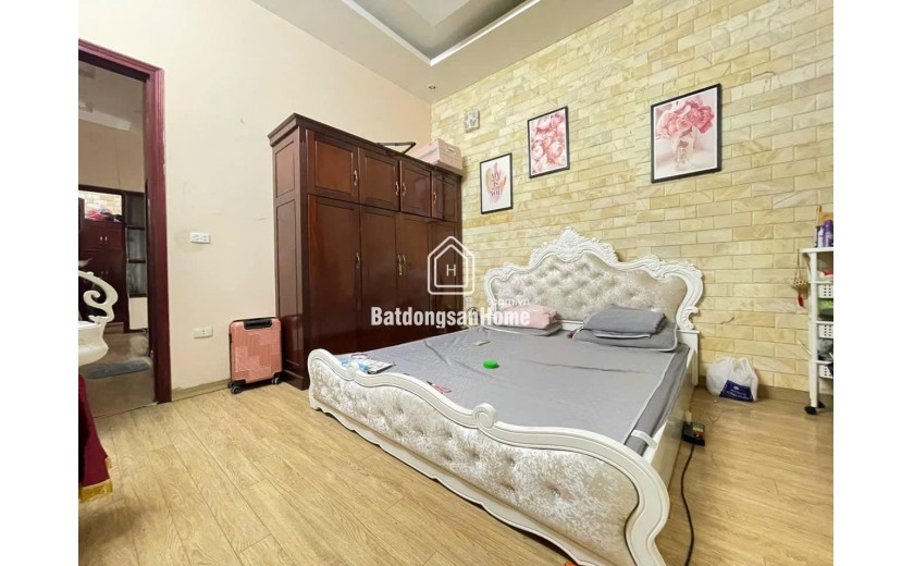 Bán nhà phố Mai Anh Tuấn kinh doanh, ô tô 45m 4 tầng mặt tiền 4,5m giá chào 15 tỷ