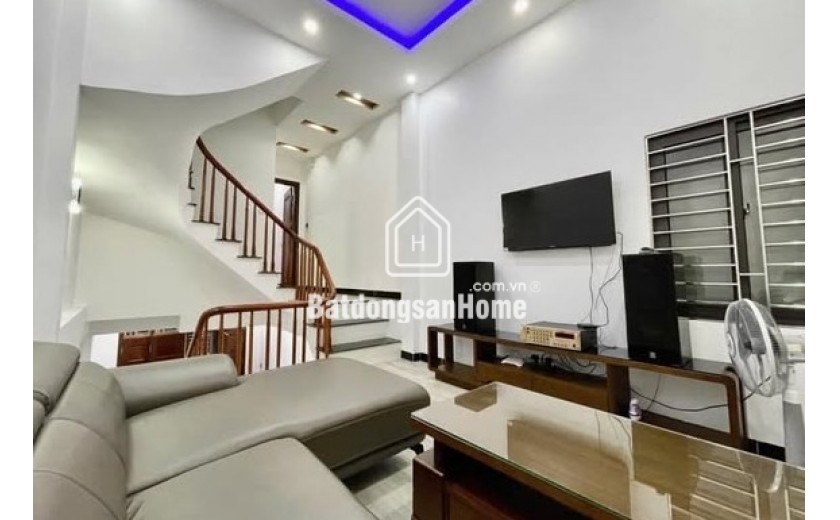 NHÀ ĐẸP  Ở NGAY  TẶNG FULL NỘI THẤT