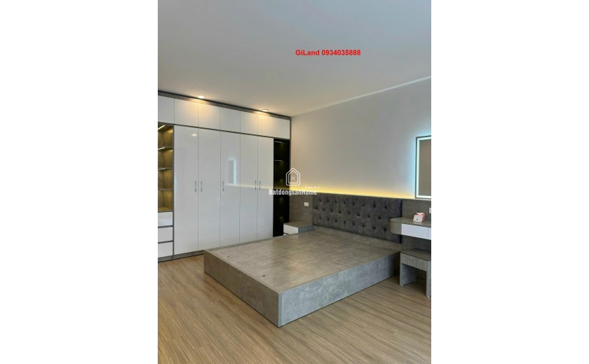 Bán nhà 6 tầng Nguyễn Văn Linh – Long Biên nở hậu,  40/45m²,