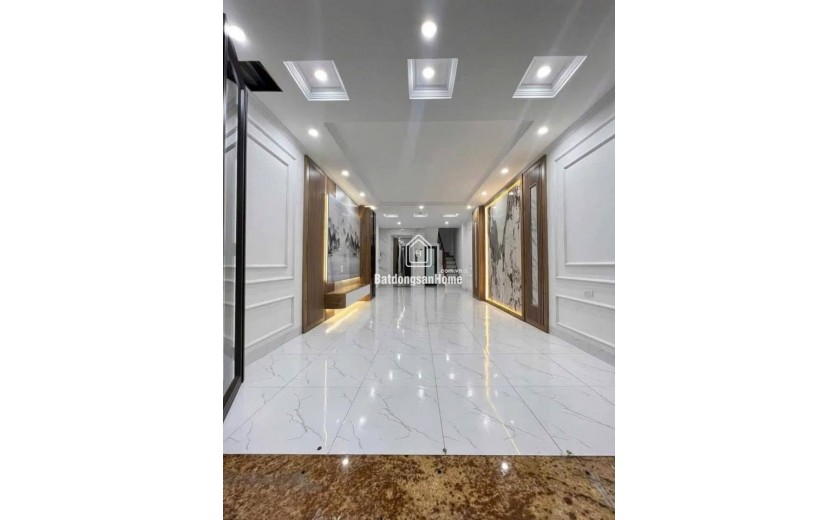 SIÊU PHẨM THẠCH BÀN – LONG BIÊN  
 46m² – 6 TẦNG – THANG MÁY – Ô TÔ ĐỖ CỬA  CHỈ HƠN 7 TỶ – NHÀ MỚI ĐẸP NGÂY NGẤT