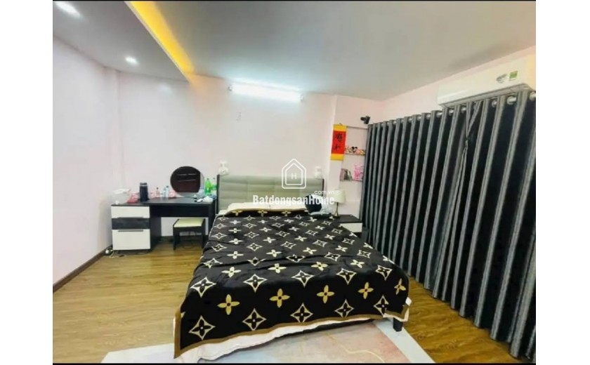 BÁN NHÀ DÂN XÂY NGỌC THỤY – LONG BIÊN – CHỈ HƠN 7 TỶ  
 Diện tích: 52m² – Mặt tiền 4m – Nhà dân xây chắc chắn