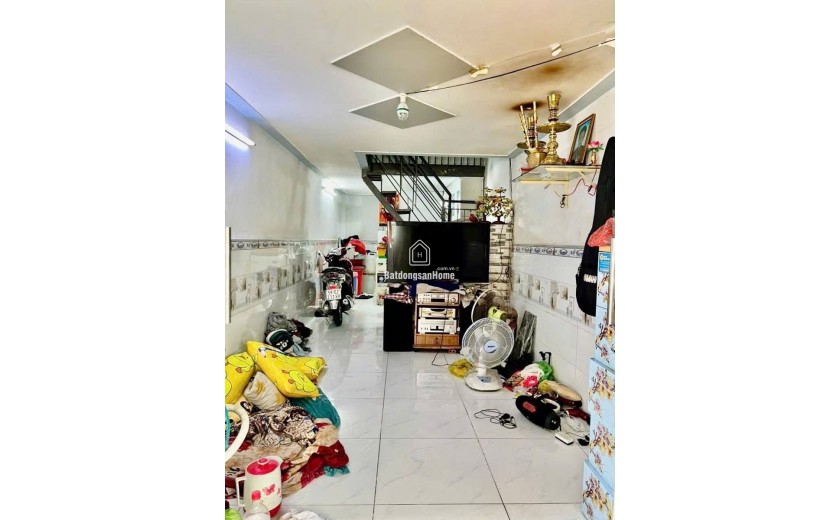 NHÀ 4 TẦNG CĂN GÓC 2 MẶT TIỀN  44M2, HẺM XE HƠI ĐẬU CỬA. GẦN SIÊU THỊ METRO, NGUYỄN THỊ KIỂU. TÂN THỚI HIỆP. QUẬN 12 - 3P QUA GÒ VẤP