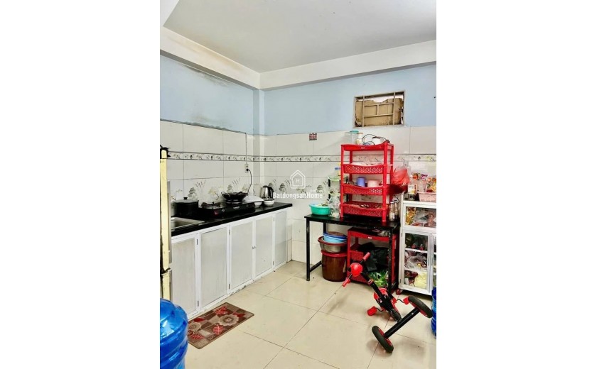 NHÀ 4 TẦNG CĂN GÓC 2 MẶT TIỀN  44M2, HẺM XE HƠI ĐẬU CỬA. GẦN SIÊU THỊ METRO, NGUYỄN THỊ KIỂU. TÂN THỚI HIỆP. QUẬN 12 - 3P QUA GÒ VẤP