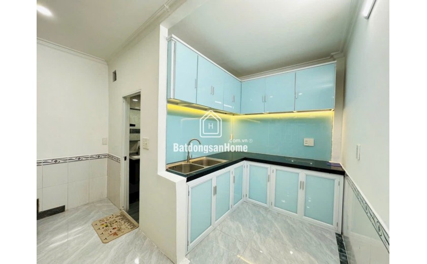 SIÊU PHẨM NHÀ 2 TẦNG MỚI TINH 35M2 NGAY CHỢ THẠCH ĐẦ, GẦN CV LÀNG HOA  PHẠM VĂN CHIÊU, GÒ VẤP.