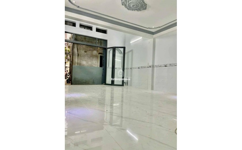 NHÀ VỊ TRÍ ĐẸP GIÁP TÂN PHÚ DIỆN TÍCH TO GIÁ RẺ 3 TẦNG 60M2. SỔ A4 HOÀN CÔNG ĐỦ. BHHA, BÌNH TÂN