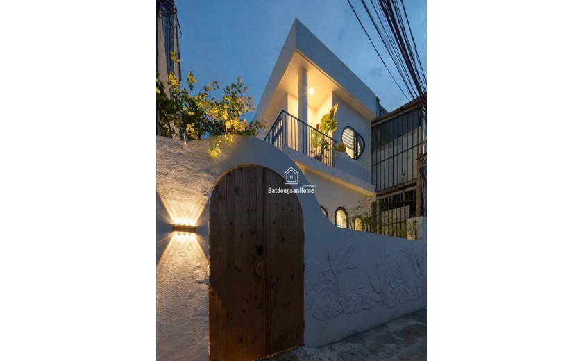 BIỆT THỰ MINI SÂN VƯỜN CỰC CHILL 3 TẦNG BTCT CHỦ XÂY TÂM HUYẾT 62M2 NGAY SONG HÀNH TRUNG TÂM HÓC MÔN