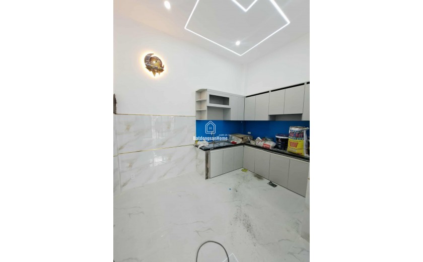 NHÀ 3 TẦNG 40M2 (4X10) XÂY MỚI 100%. HẺM 5M Ô TÔ THÔNG ĐƯỜNG CHIẾN LƯỢC, BTĐA, BÌNH TÂN.