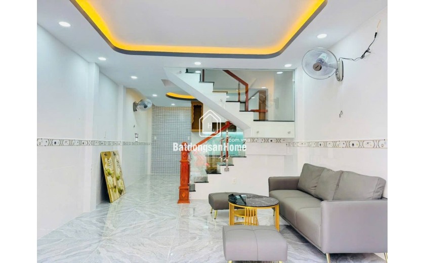 NHÀ 2 TẦNG LÔ GÓC 2 MẶT HẺM 38M2 HXH GẦN MẶT TIỀN BÙI VĂN NGỮ SÁT BÊN CHỢ NGÃ BA ĐÔNG QUANG. HIỆP THÀNH, Q.12