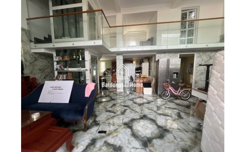 Bán nhà Trường Thọ, Thủ Đức, 139m2, 4 tầng, 7PN, SH, giá 8.75  tỷ. LH: 0933125879
