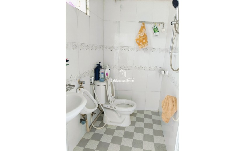 Bán nhà hẻm Đặng Văn Bi, Thủ Đức, 4 tầng, 8PN, 110m2, SH, 6.65  tỷ. LH: 0933125879