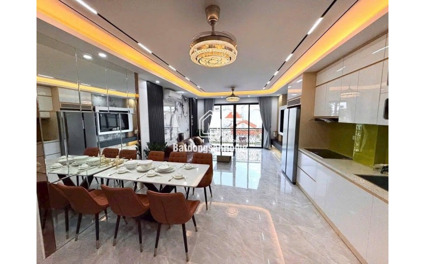 BÁN NHÀ NGỌC THỤY – 48M² X 6 TẦNG, Ô TÔ ĐÕ CỬA FULL NỘI THẤT CAO CẤP
