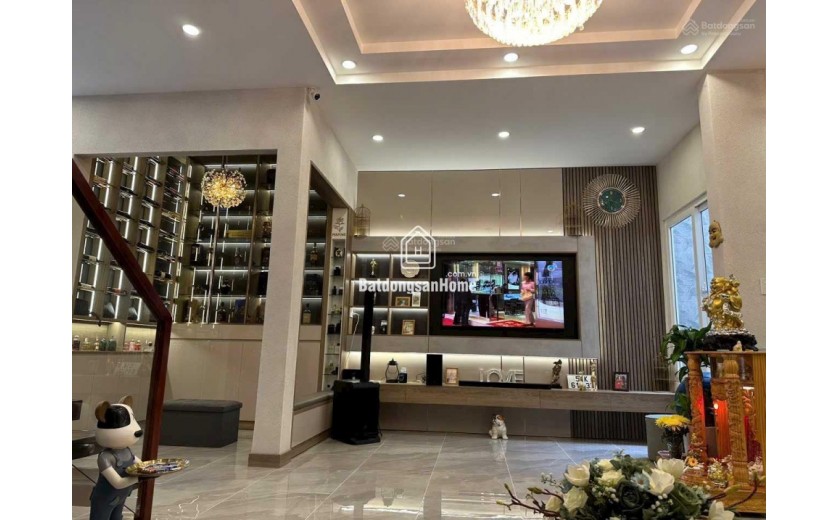 Góc 2MT hẻm 2 xe hơi tránh nhau Trần Hưng Đạo, Quận 1 (6x18.4m) 4 lầu mới HĐT: 80tr/th giá 23 tỷ TL