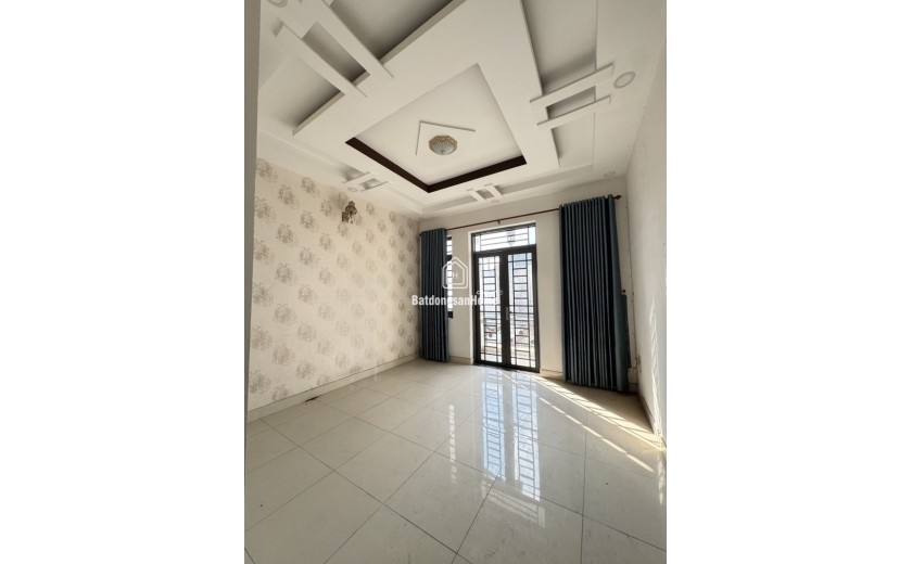 Bán nhà 4 tầng Trường Thọ, Thủ Đức, hẻm Số 2, 56m2, 4PN, SH, 7.65  tỷ. LH: 0933125879