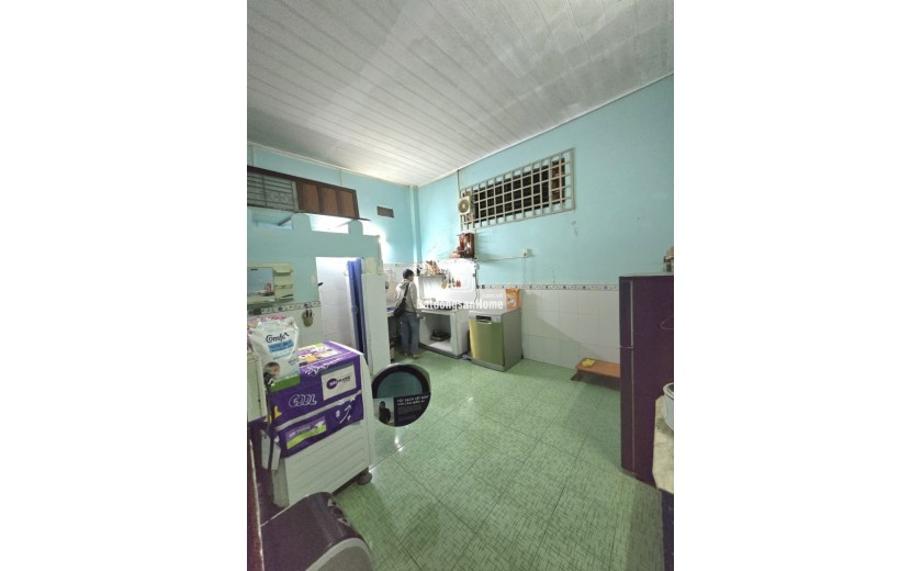 Bán nhà hẻm Đình Phong Phú, Q.9: 64m2, 1 tầng, 1PN, SH, 3.6 tỷ. LH: 0933125879